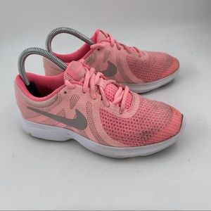 🥾 Nike Girls Revolution 4 Pink Running Shoes - Size 5 Y | Women’s Size 6.5
